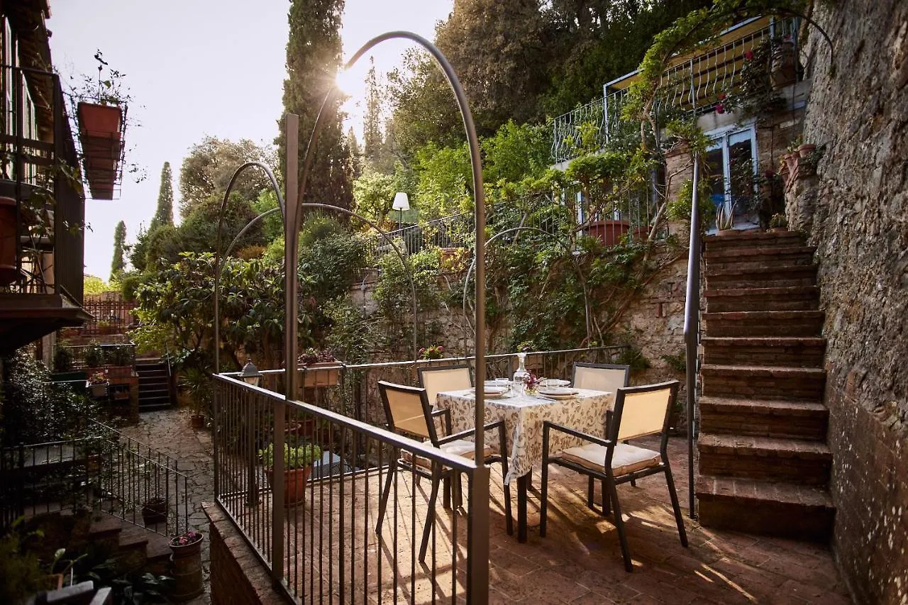 Residenza Stuart - Green - Dimora Storica Montepulciano Italy